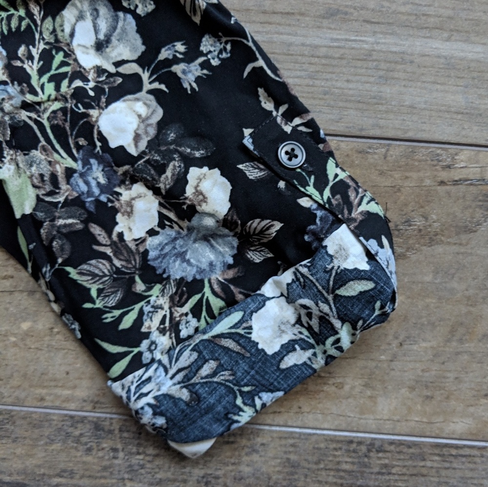 Button down blouse - Picture 7 of 7